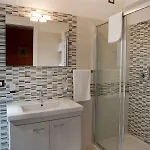 A Due Passi Dal Mare B&B