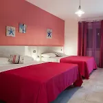A Due Passi Dal Mare B&B 카토나