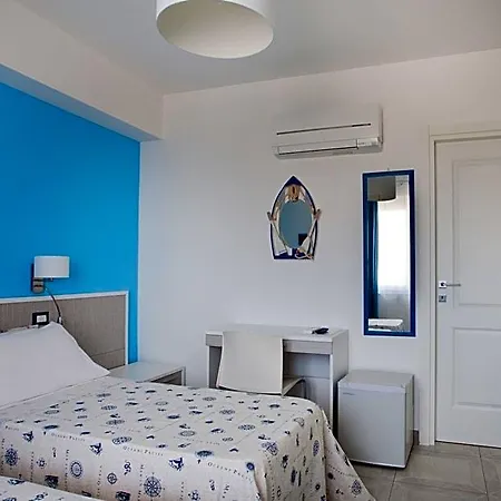 A Due Passi Dal Mare Frühstückspension 4*