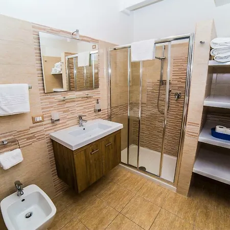 A Due Passi Dal Mare Frühstückspension 4*