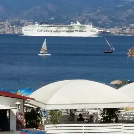 Frühstückspension A Due Passi Dal Mare 4*