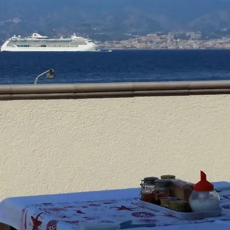 Frühstückspension A Due Passi Dal Mare 4*