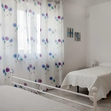 A Due Passi Dal Mare 4* Catona Di Reggio Calabria