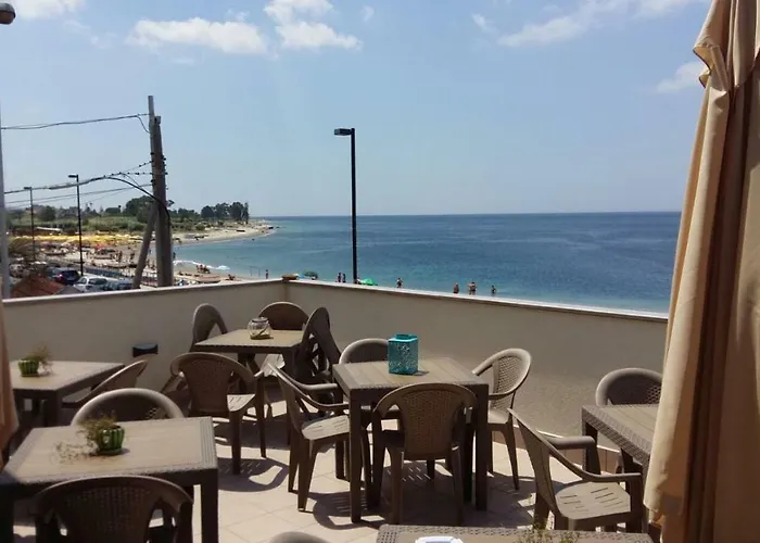 Bed & Breakfast A Due Passi Dal Mare Catona Di Reggio Calabria