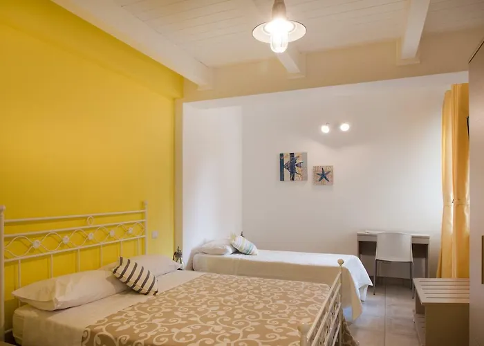 Bed & Breakfast A Due Passi Dal Mare Catona Di Reggio Calabria