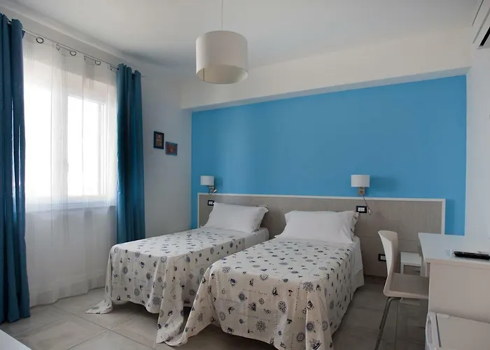 A Due Passi Dal Mare