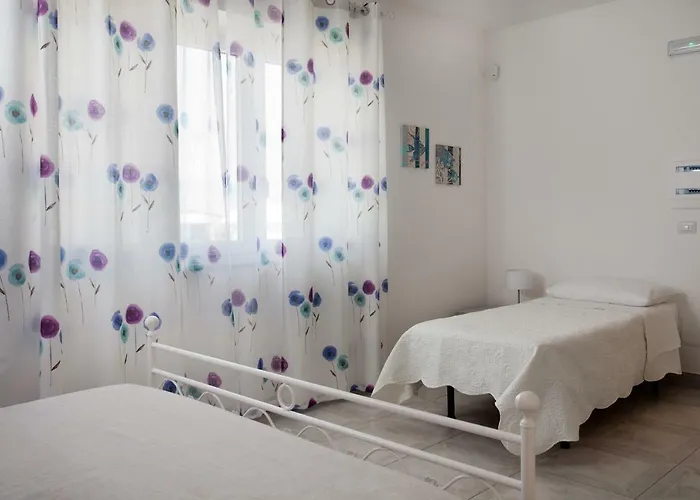 A Due Passi Dal Mare 4* Catona Di Reggio Calabria